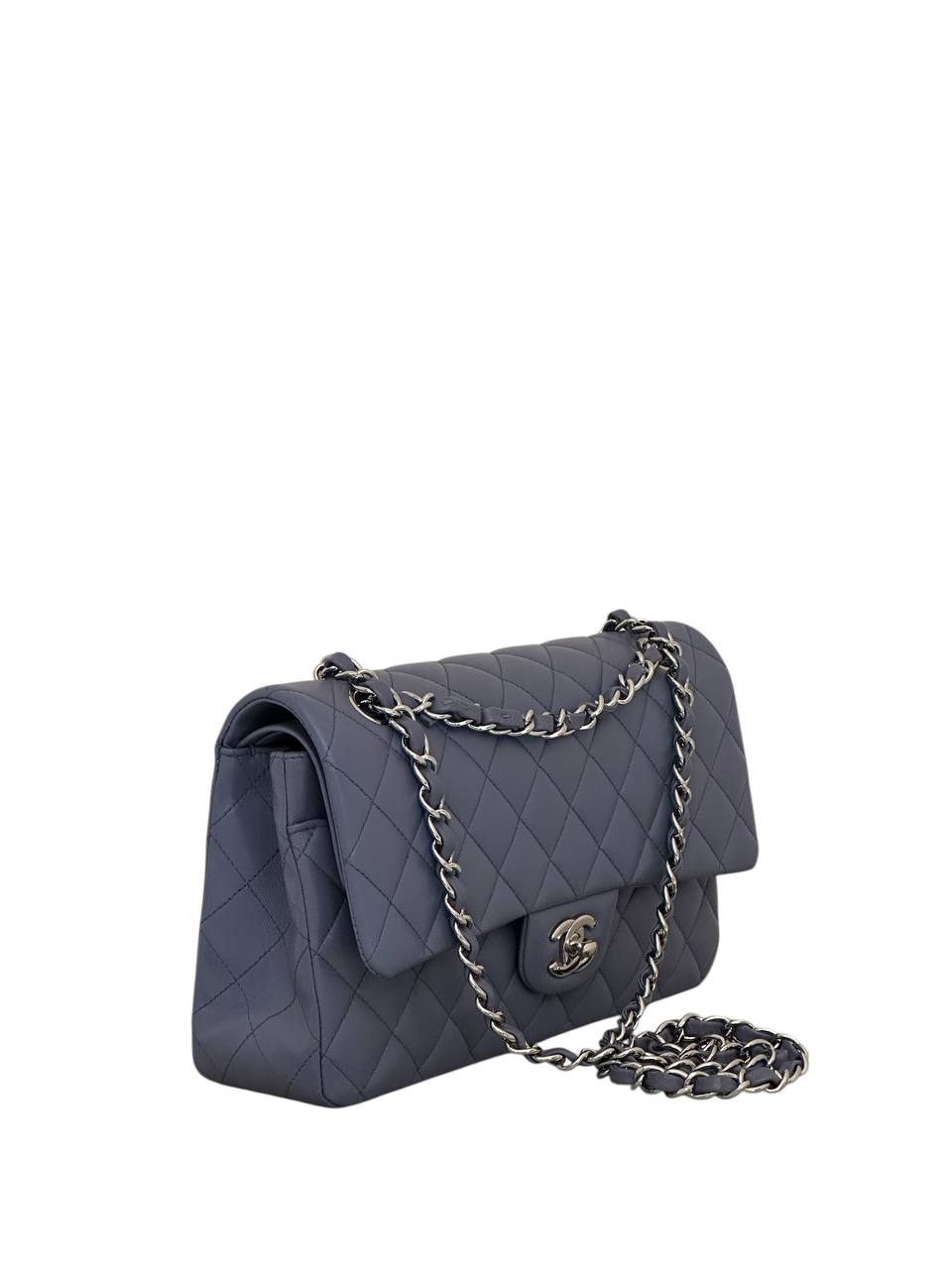 Chanel classic double flap bag medium #7