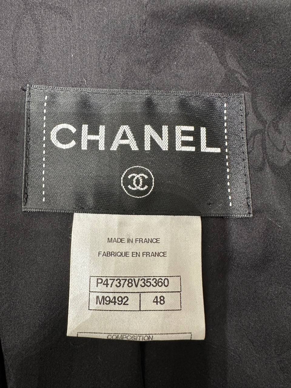 Chanel жакет із фактурної тканини з ґудзиком CC #6
