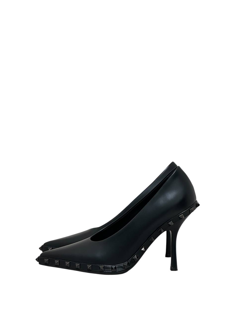 Valentino шкіряні туфлі на підборах з декором Rockstud