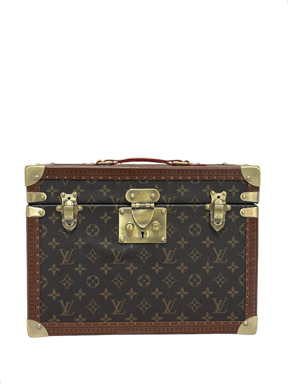 Louis Vuitton б’юті кейс