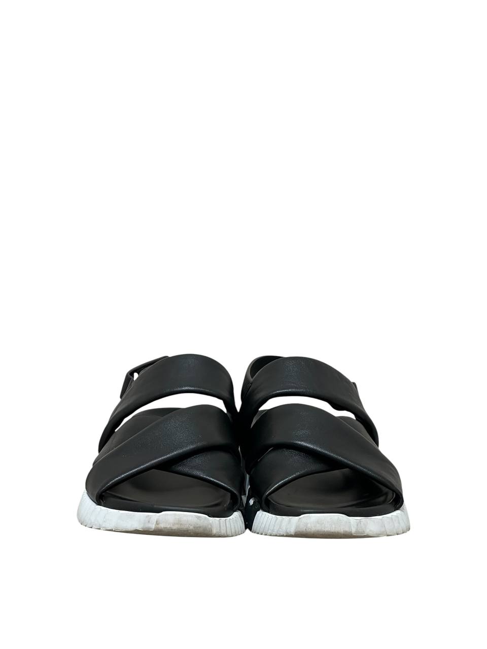Шкіряні сандалі на масивній підошві #3