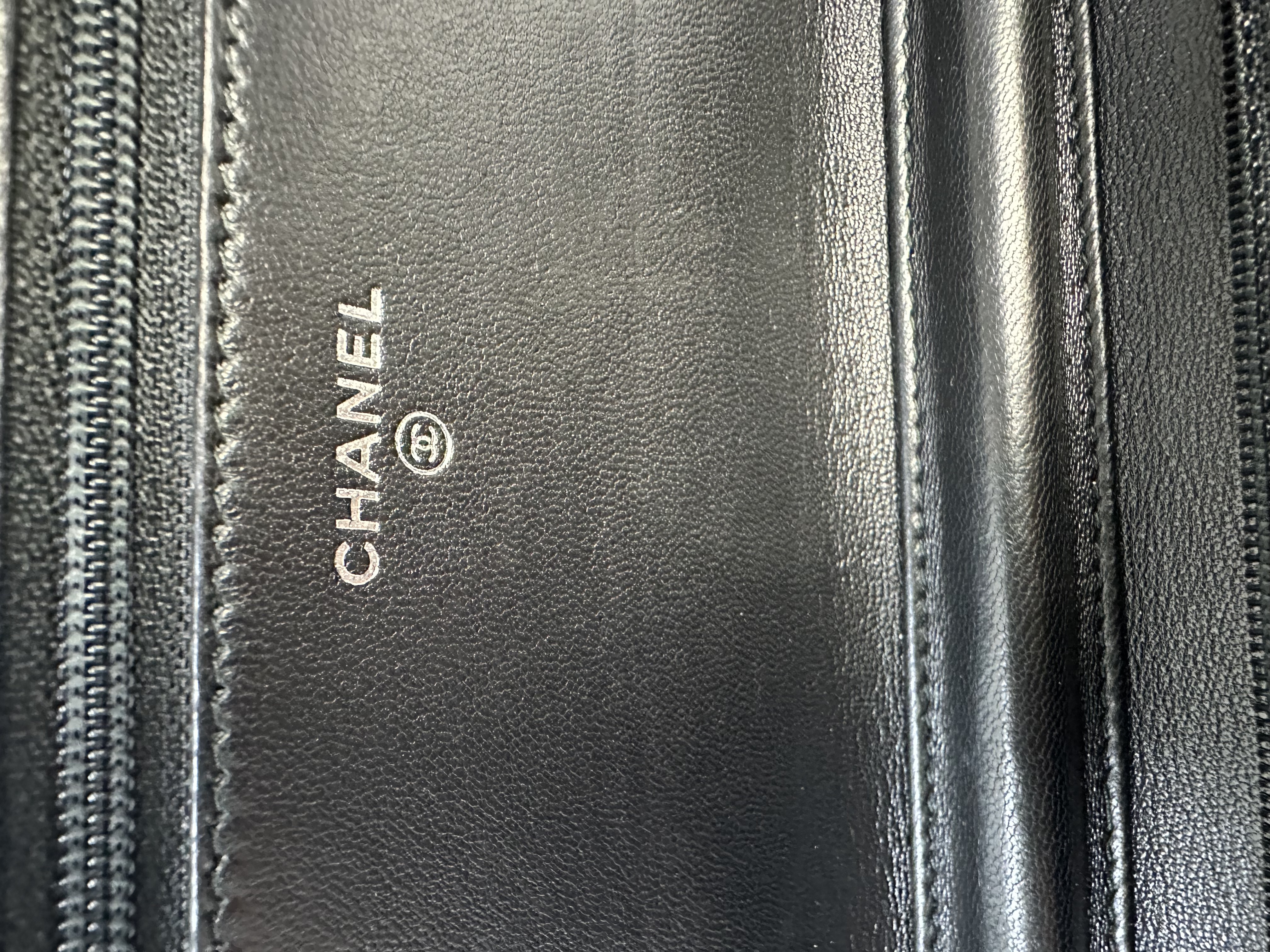 Chanel Boy сумка зі стразами на ланцюжку #8