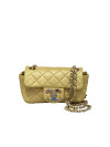 Chanel міні сумка з кольоровим cc логотипом #1