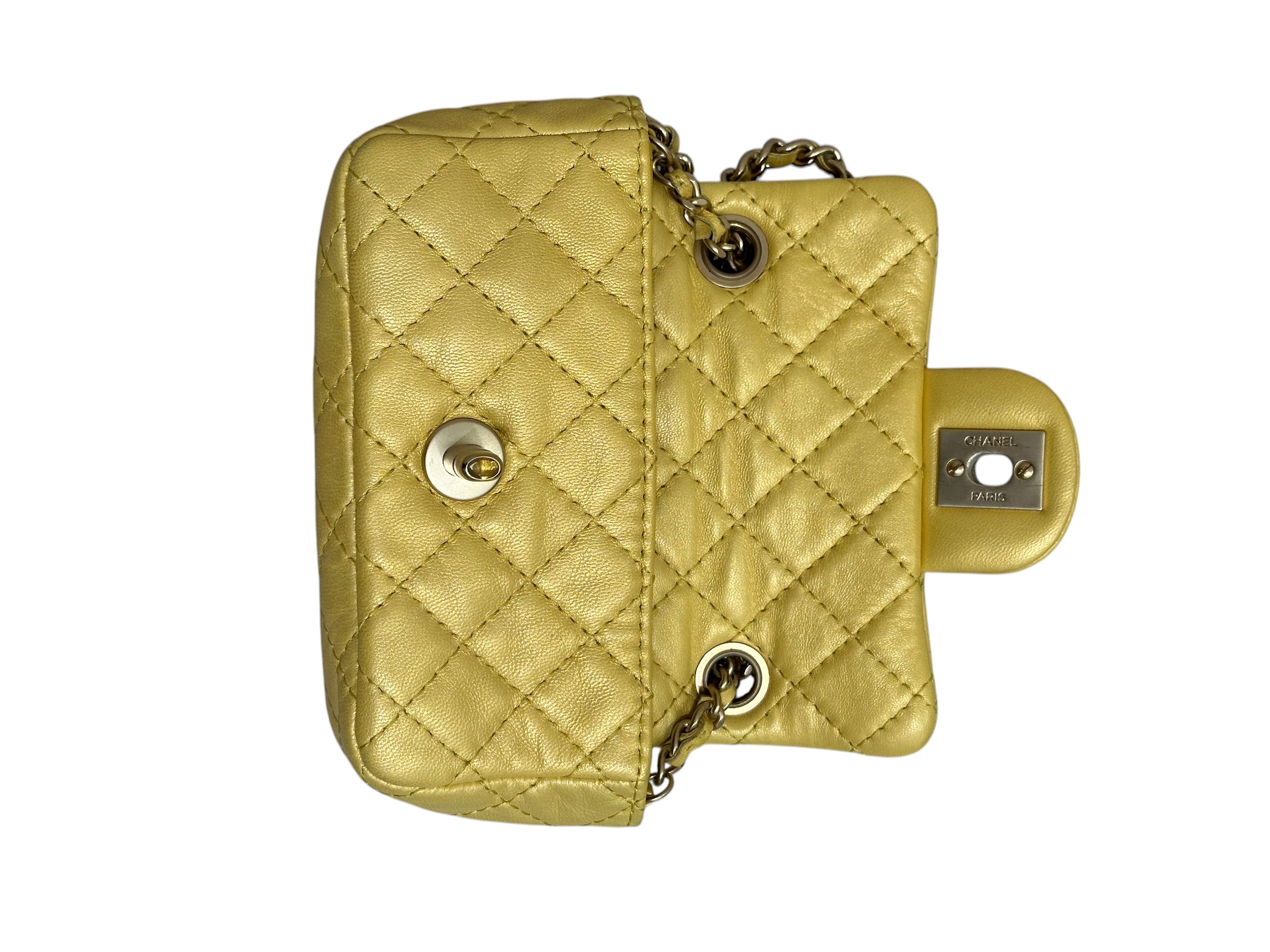 Chanel міні сумка з кольоровим cc логотипом #4